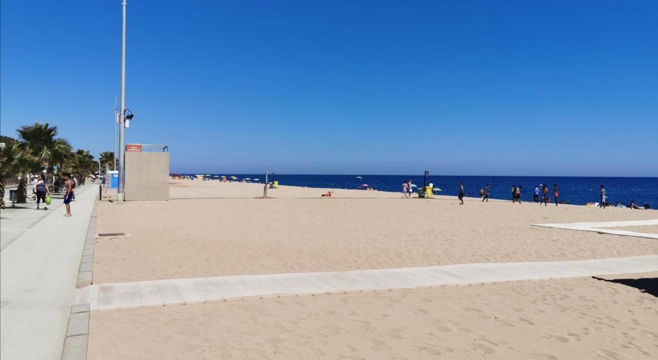 Apartamento A 100 Metros De La Playa Pineda de Mar Extérieur photo